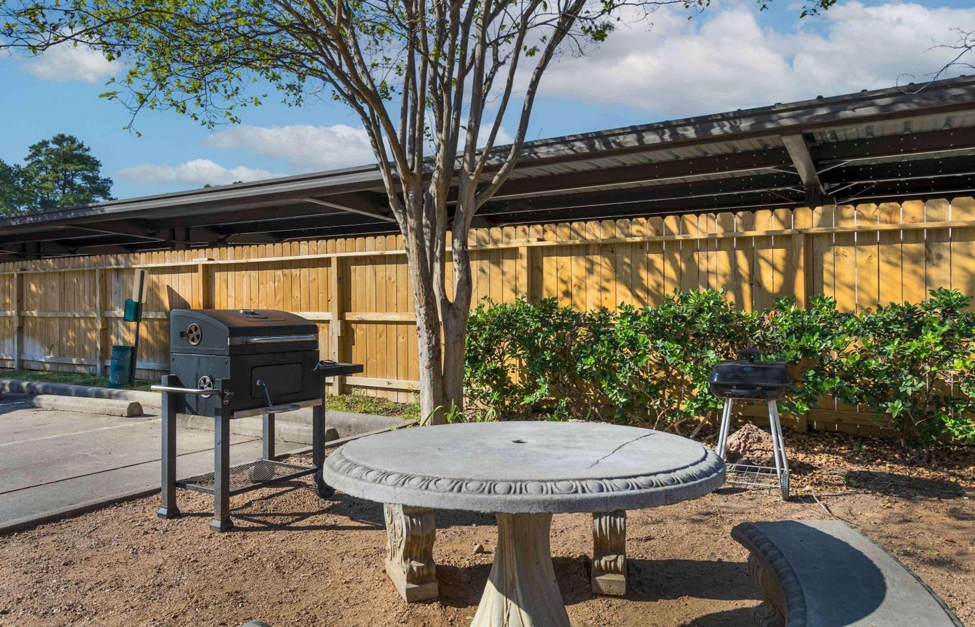 Extended Stay America Suites - Houston - The Woodlands Eksteriør bilde